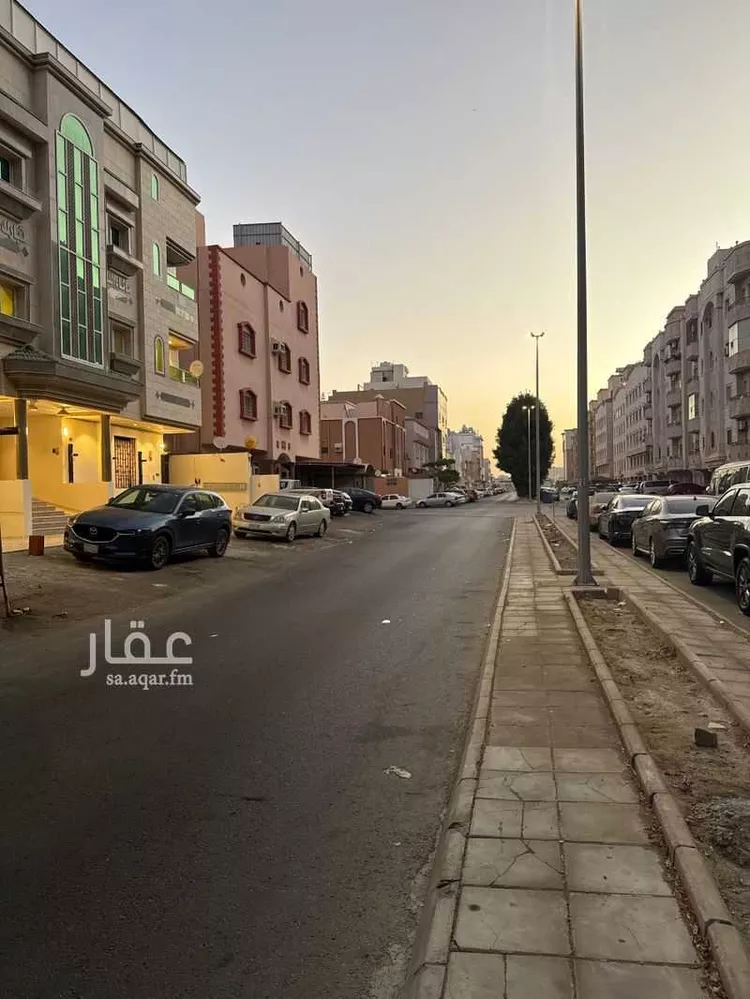 فيلا للبيع في شارع إبن أسعد البلنسي ، حي المروة ، جدة ، جدة صورة 3