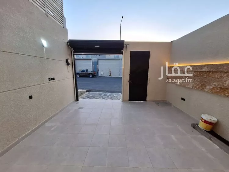 دور للبيع في شارع أحمد بن محمد الغزي, حي العوالي, مدينة الرياض, منطقة الرياض صورة 3