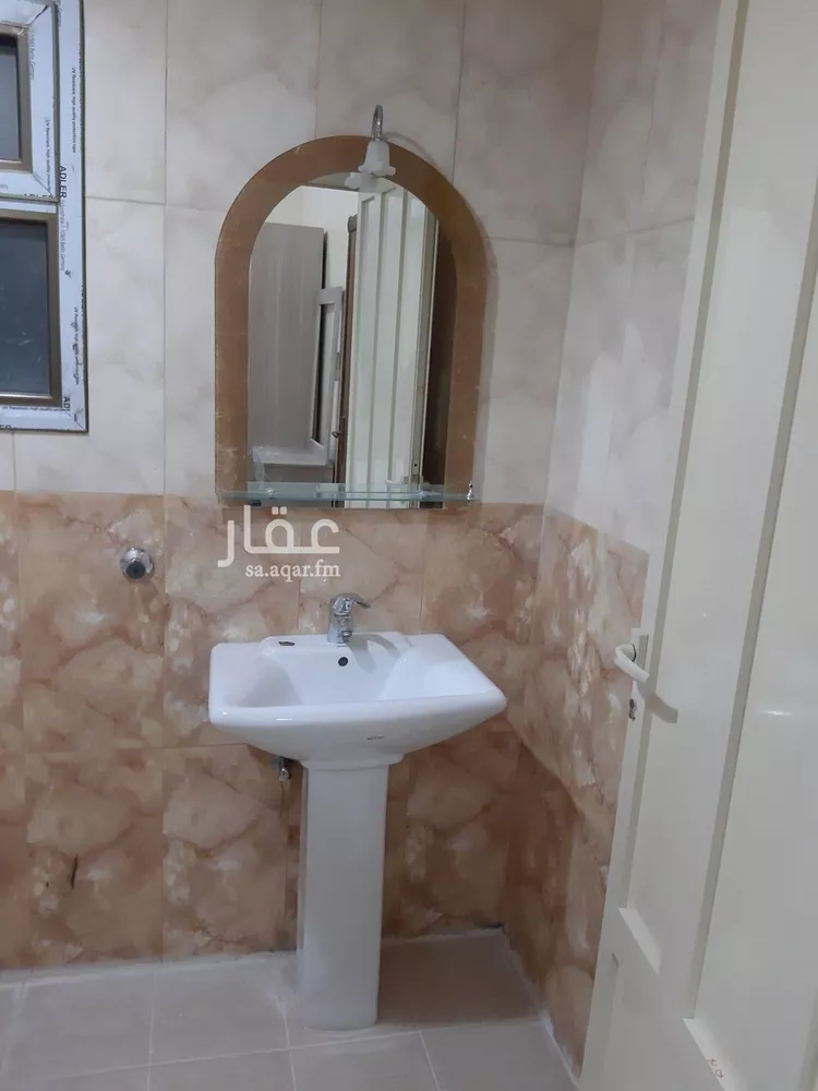 شقة للإيجار في شارع الملك خالد , حي البحيرة, مدينة الخبر, المنطقة الشرقية 6