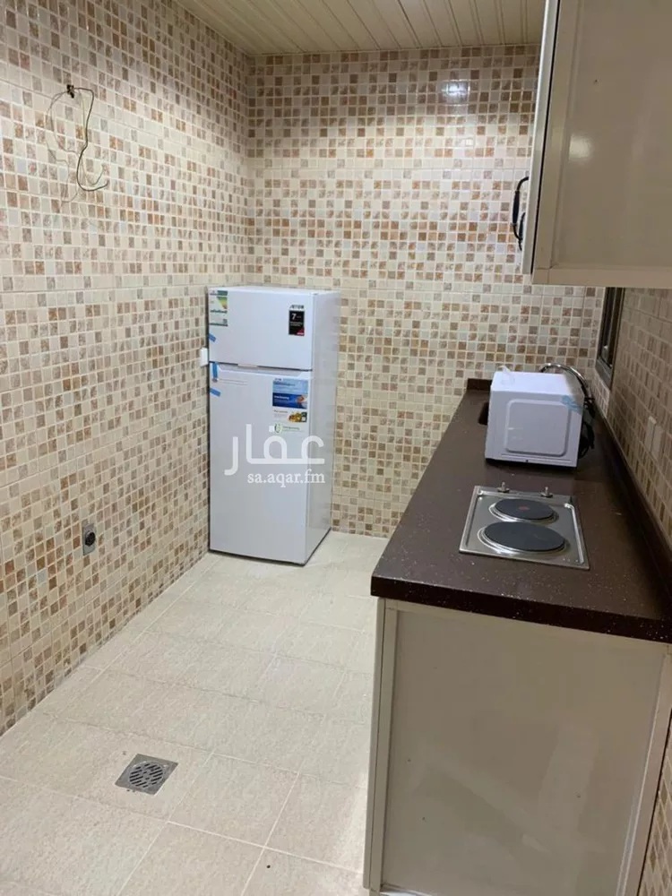 شقة للإيجار في شارع الانوار, حي البحيرة, مدينة الخبر, المنطقة الشرقية 7