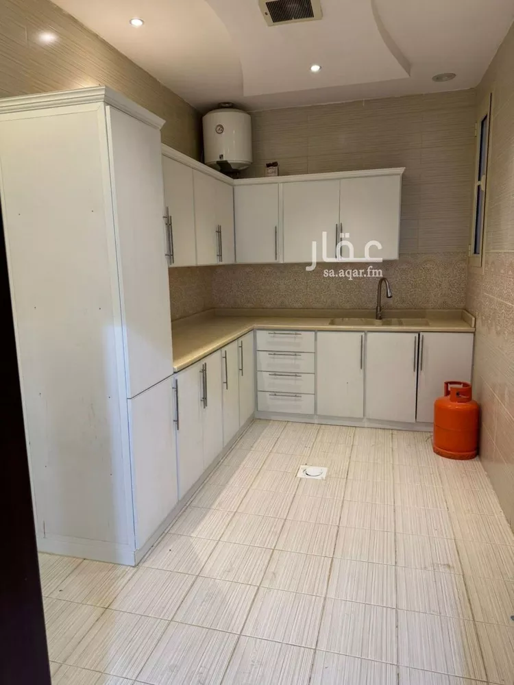 شقة للإيجار في شارع رقم 352, حي الياسمين, مدينة الرياض, منطقة الرياض