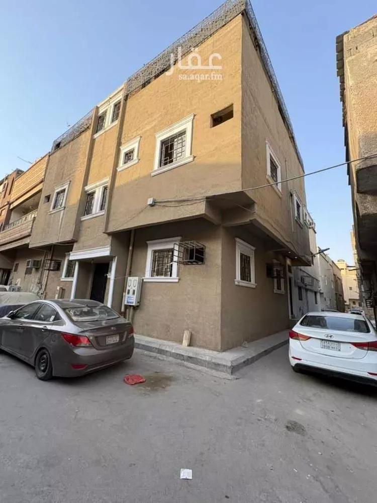 عمارة للبيع في شارع الربيع بن نافع, حي منفوحة, مدينة الرياض, منطقة الرياض