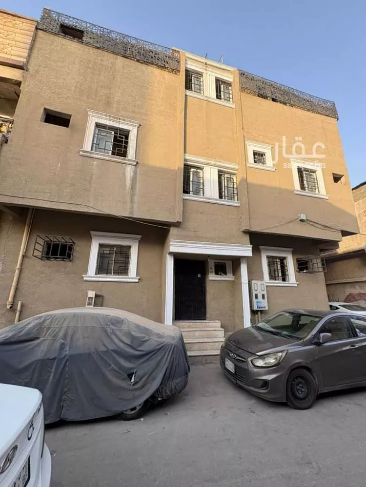 عمارة للبيع في شارع الربيع بن نافع, حي منفوحة, مدينة الرياض, منطقة الرياض صورة 2