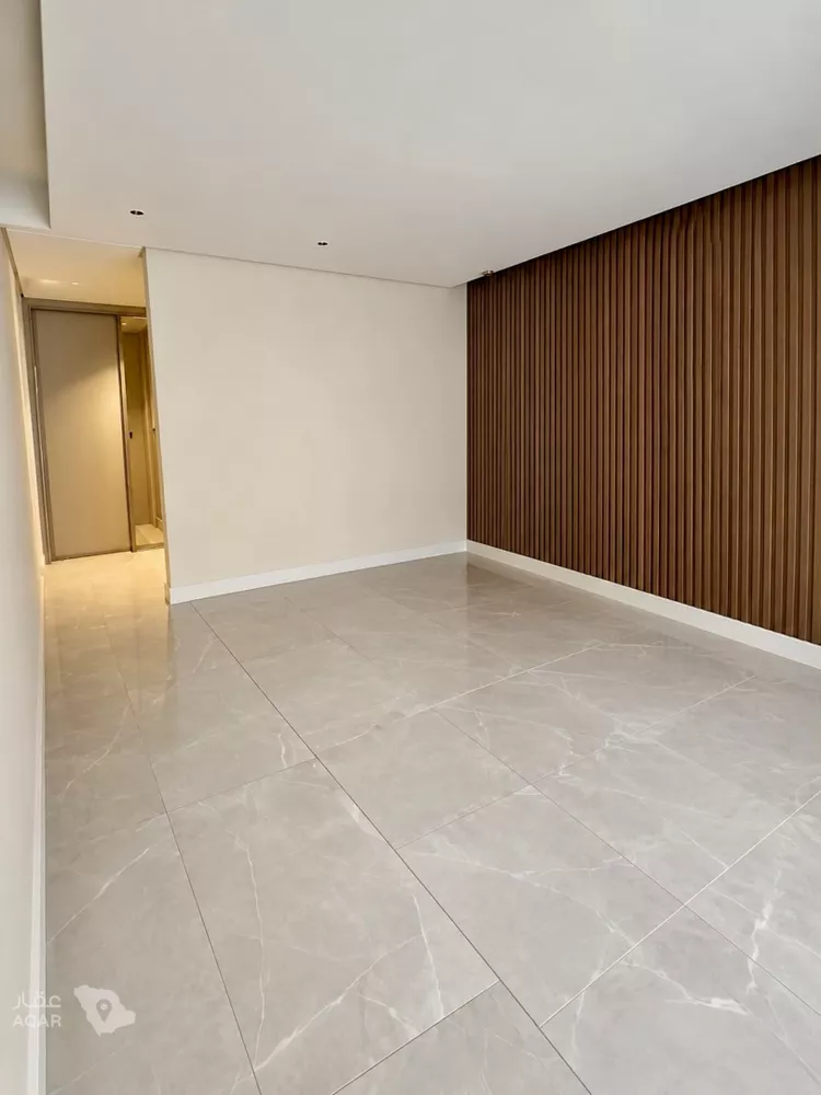 Villa for Sale in Riyadh Al Malqa 14
