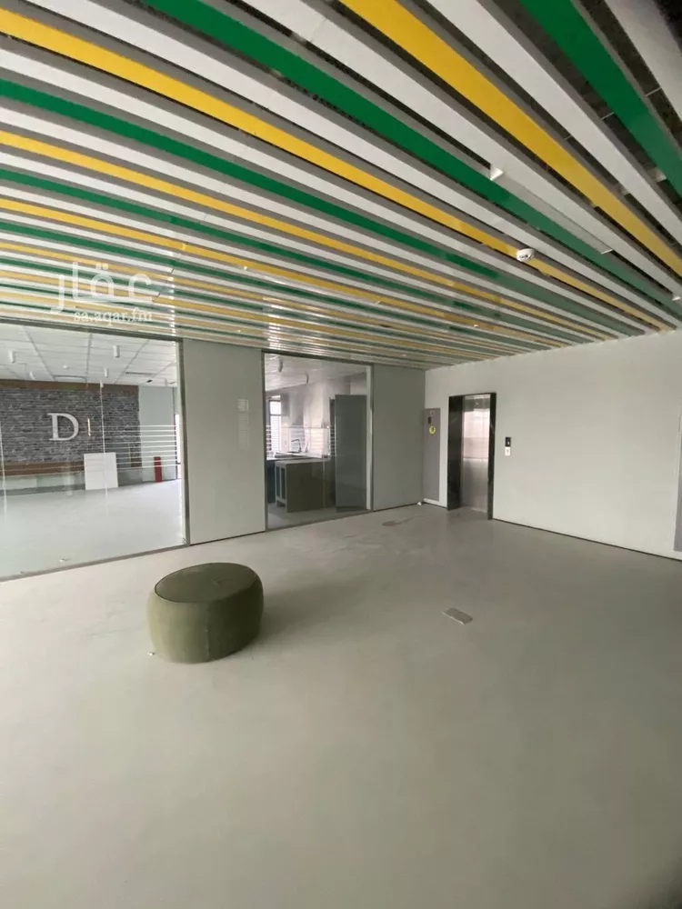 مكتب تجاري للإيجار في شارع الملك سلمان, حي النرجس, مدينة الرياض, منطقة الرياض صورة 2