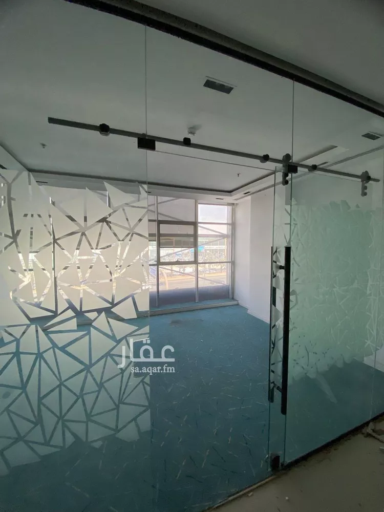 مكتب تجاري للإيجار في شارع الدائرى الشمالى الفرعي, حي التعاون, مدينة الرياض, منطقة الرياض صورة 3
