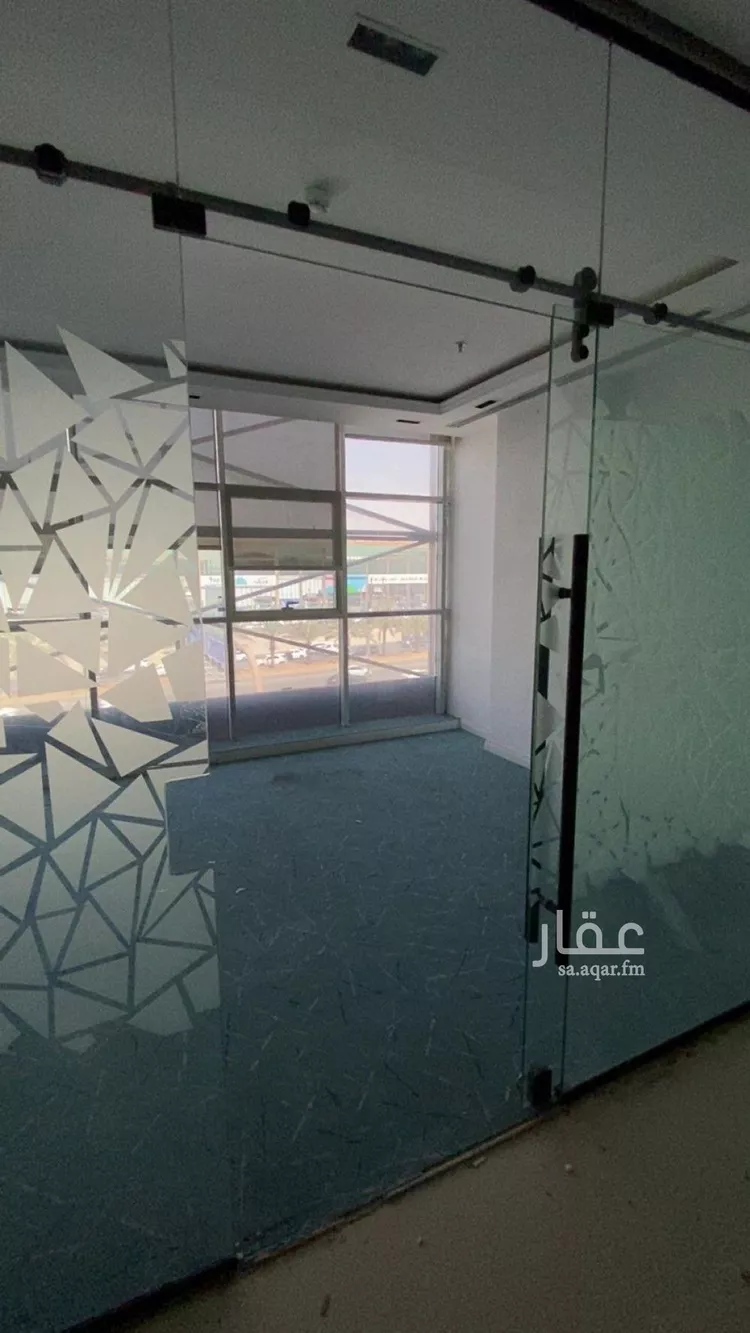 مكتب تجاري للإيجار في شارع الدائرى الشمالى الفرعي, حي التعاون, مدينة الرياض, منطقة الرياض
