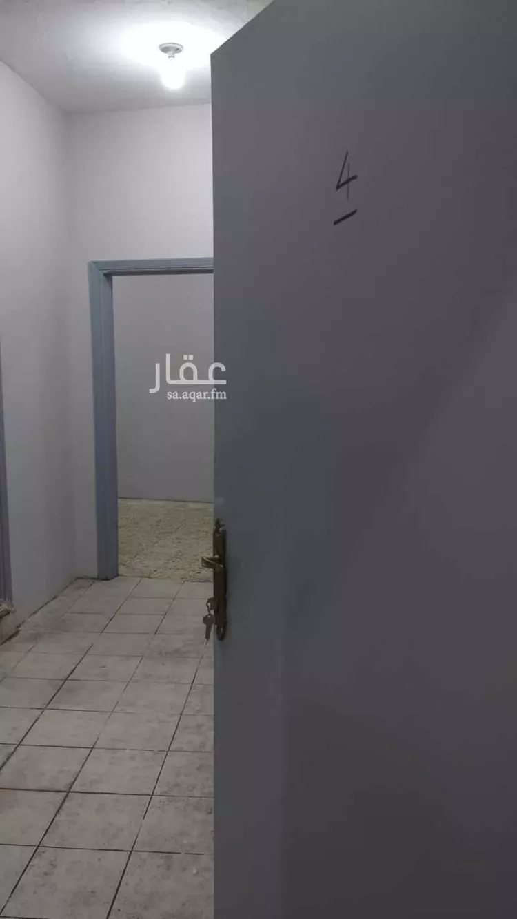 شقة للإيجار في شارع أسعد بن زرارة ، حي عتيقة ، الرياض ، منطقة الرياض صورة 2