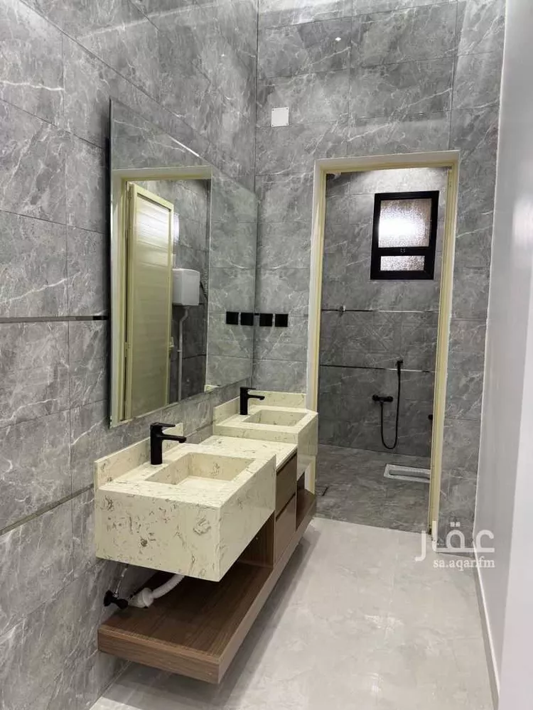 Floor for Sale in Al Muzahimiyah Al Muruj صورة 2