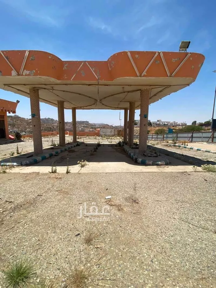 أرض للبيع في شارع الملك عبدالعزيز, حي البساتين, مدينة الباحة, منطقة الباحة 9