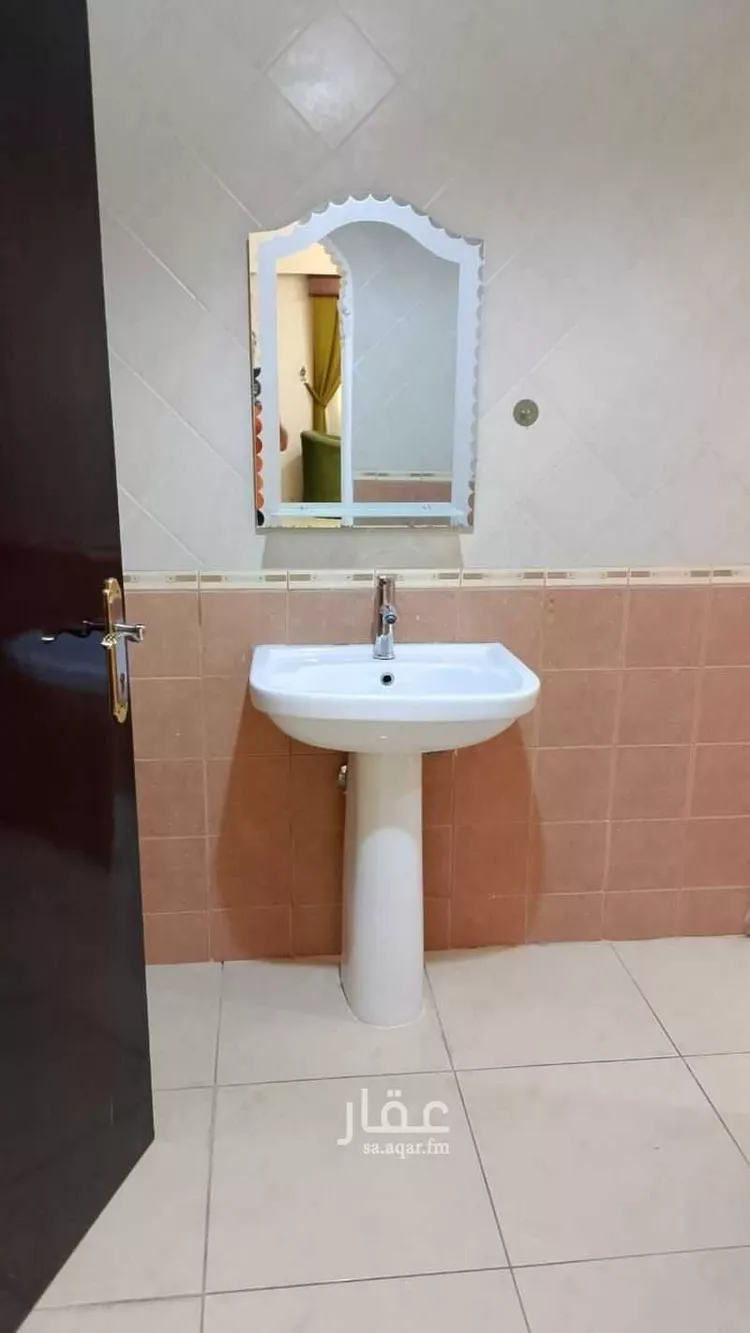 Building for Rent in Dammam Al Faisaliah 9