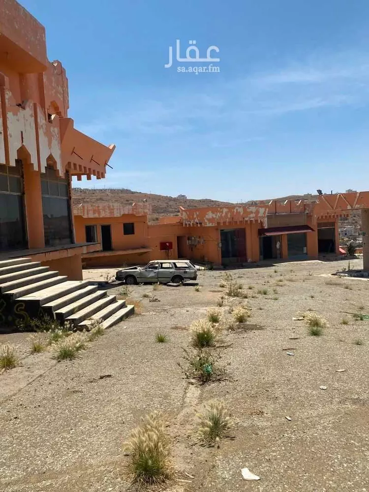 أرض للبيع في شارع الملك عبدالعزيز, حي البساتين, مدينة الباحة, منطقة الباحة 14