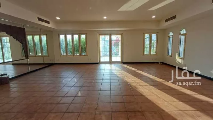 فيلا للإيجار في شارع 68 التحلية, حي التحلية, مدينة الخبر, المنطقة الشرقية صورة 4