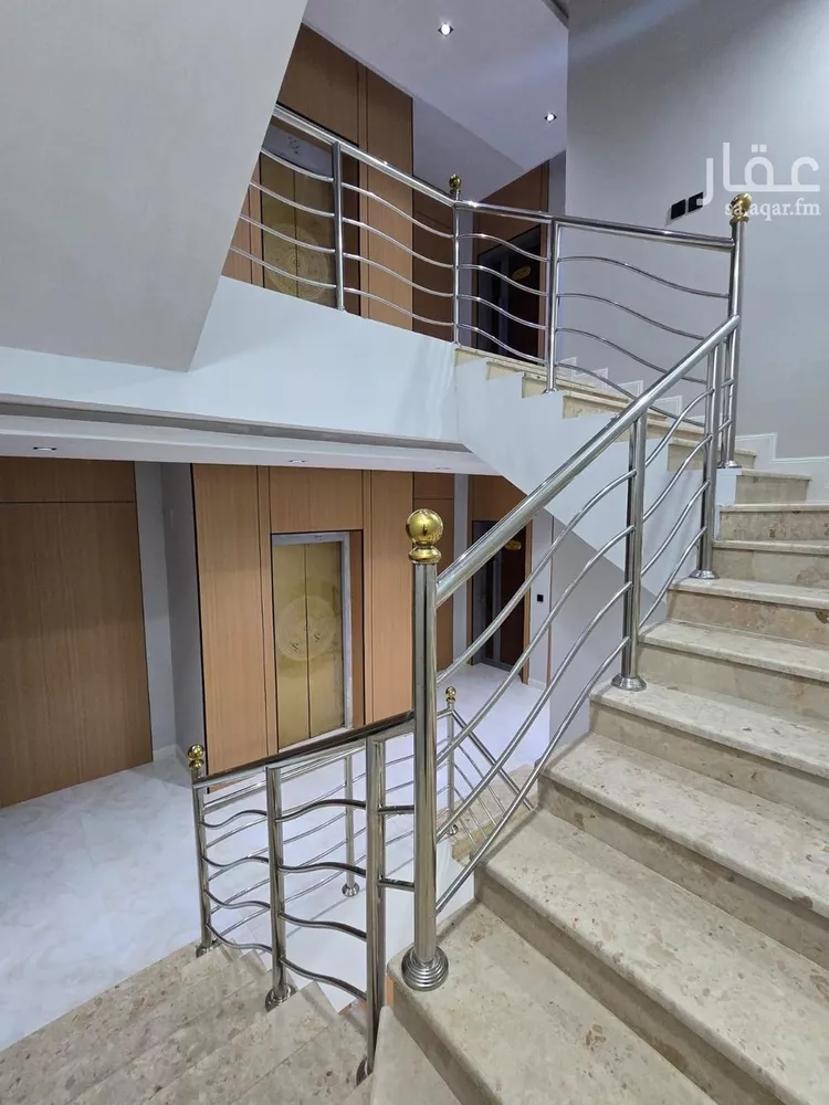 عمارة للبيع في شارع ابو محمد الحريري, حي الرحاب 2, مدينة جازان, منطقة جازان صورة 2