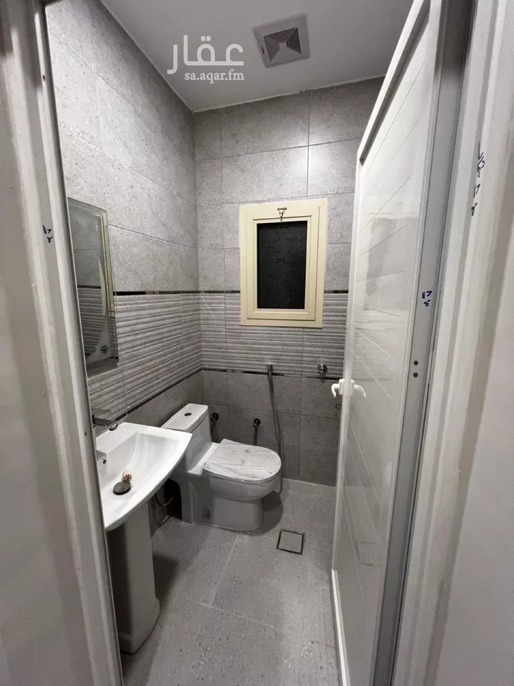 شقة للبيع في شارع شارع 25 و, حي السويس 1, مدينة جازان, منطقة جازان