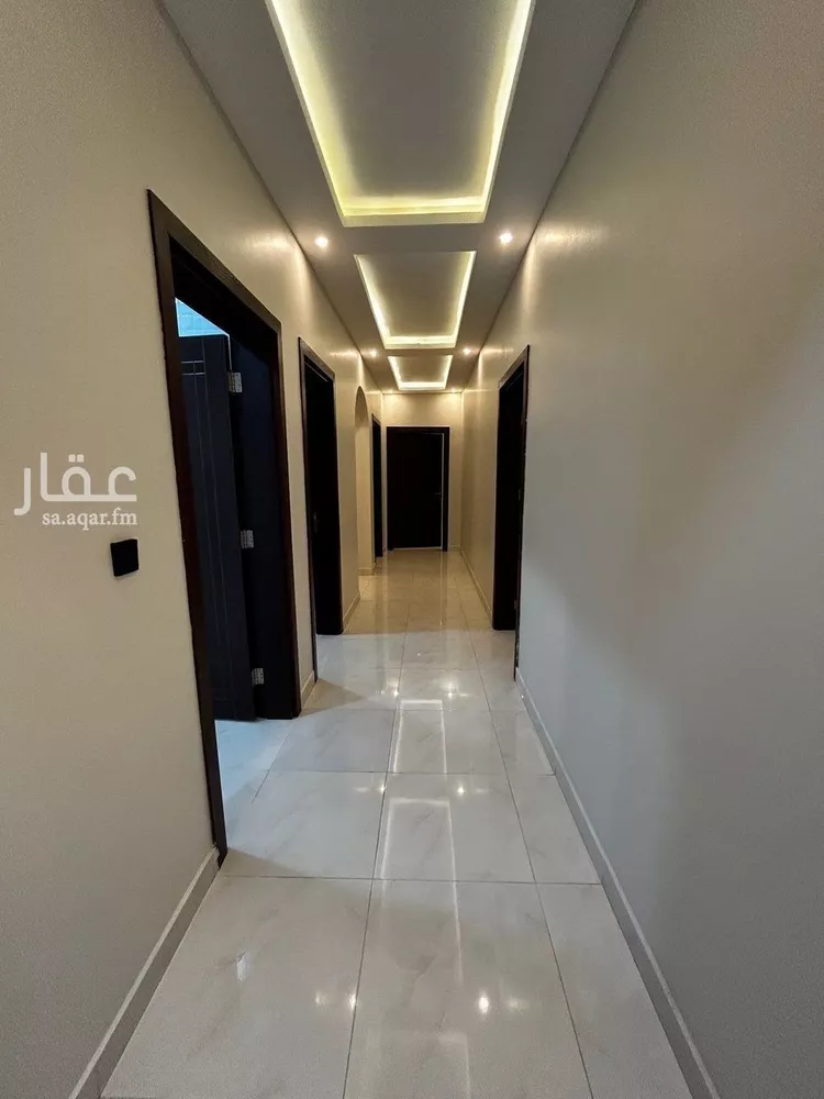 شقة للبيع في شارع جابر علي علي علواني, حي المحمدية 2, مدينة جازان, منطقة جازان صورة 3