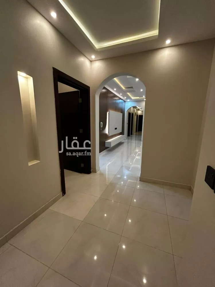 شقة للبيع في شارع جابر علي علي علواني, حي المحمدية 2, مدينة جازان, منطقة جازان 6