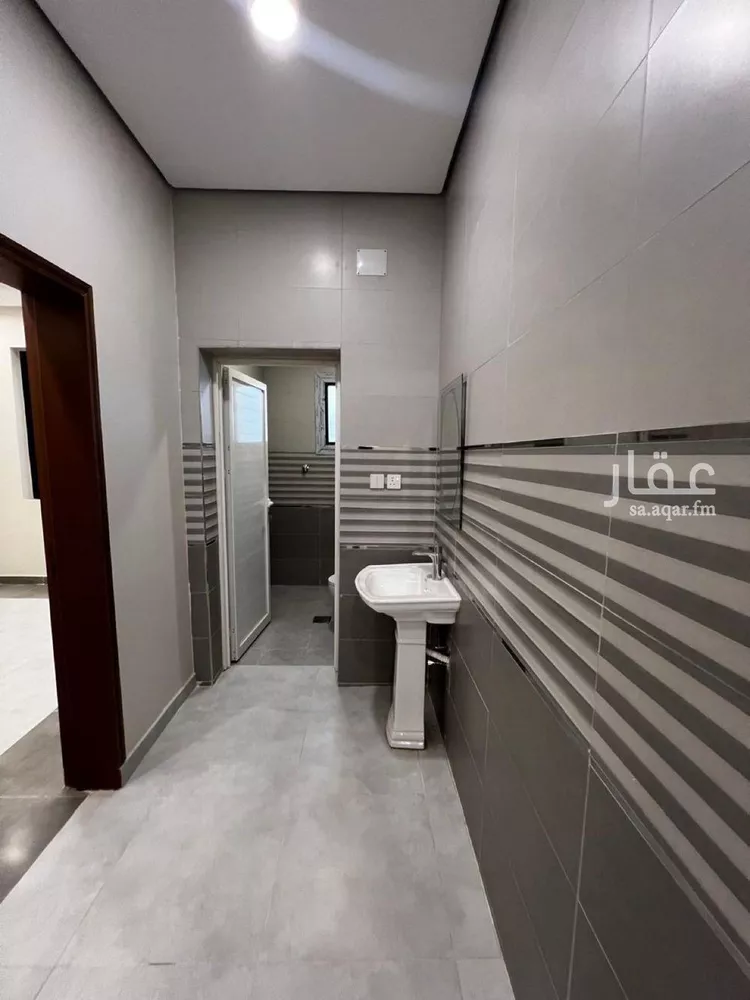 شقة للبيع في شارع شارع 25 و, حي السويس 1, مدينة جازان, منطقة جازان صورة 4