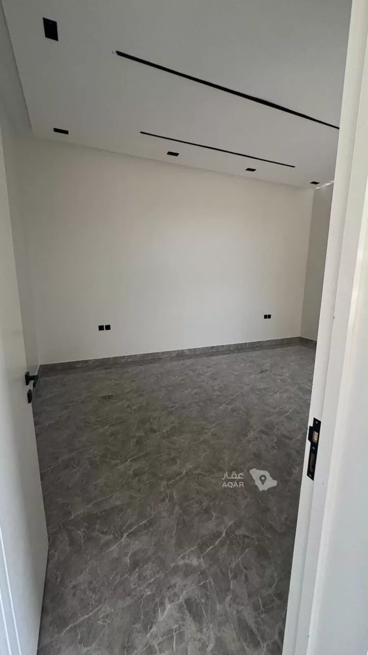 Villa for Rent in Riyadh Al Janadriyah 2