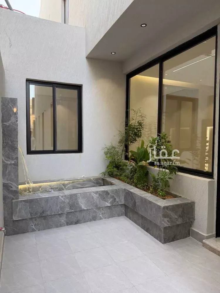 Floor for Sale in Riyadh Okaz