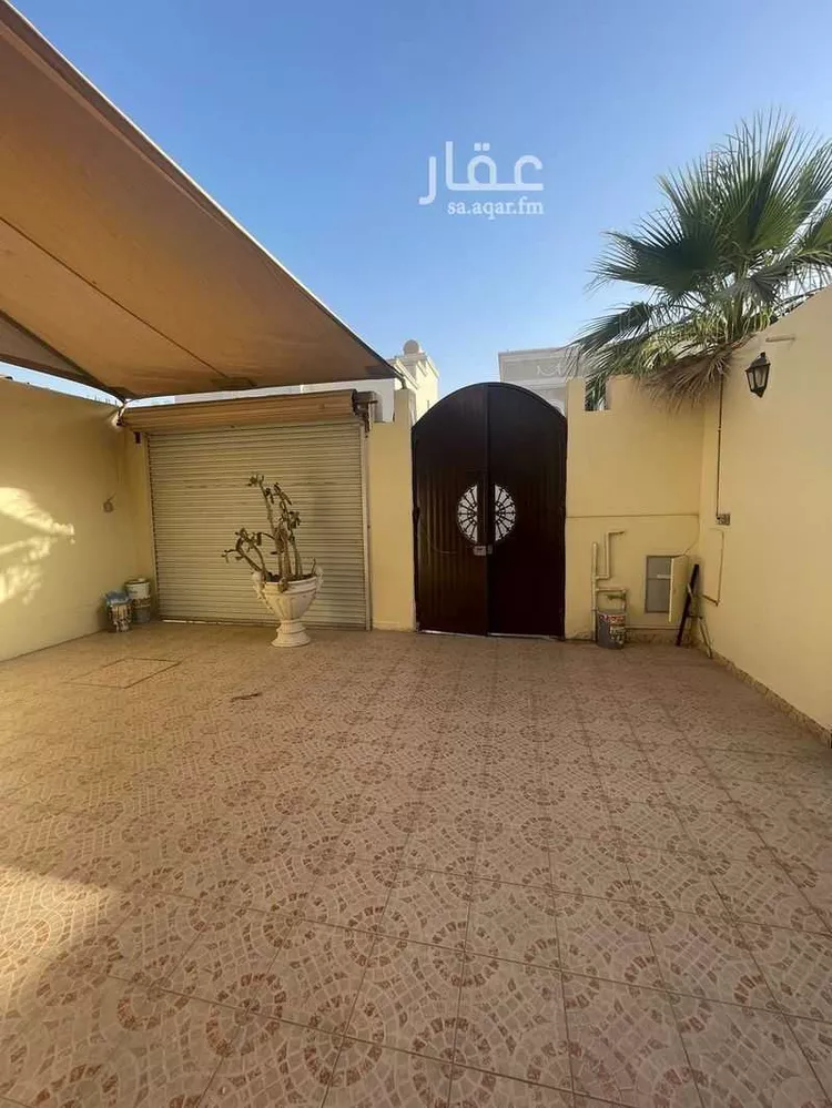 فيلا للبيع في شارع المحكمة, حي النزهة, مدينة الدمام, المنطقة الشرقية صورة 3