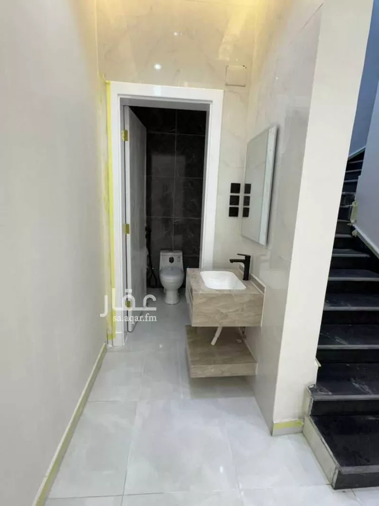 فيلا للبيع في شارع متوكل ابن الحداد, حي السلام, مدينة المدينة المنورة, منطقة المدينة المنورة صورة 3