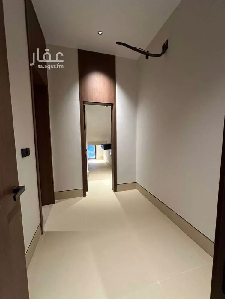Floor for Sale in Riyadh Sedra 18