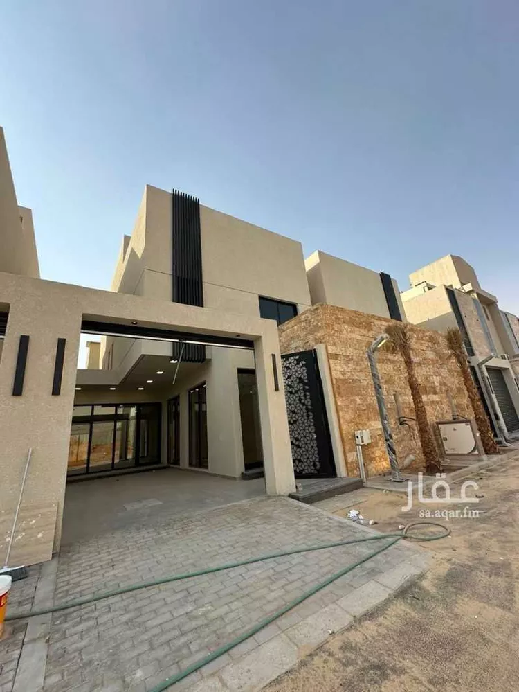 فيلا للبيع في شارع القلاع, حي الرمال, مدينة الرياض, منطقة الرياض صورة 2