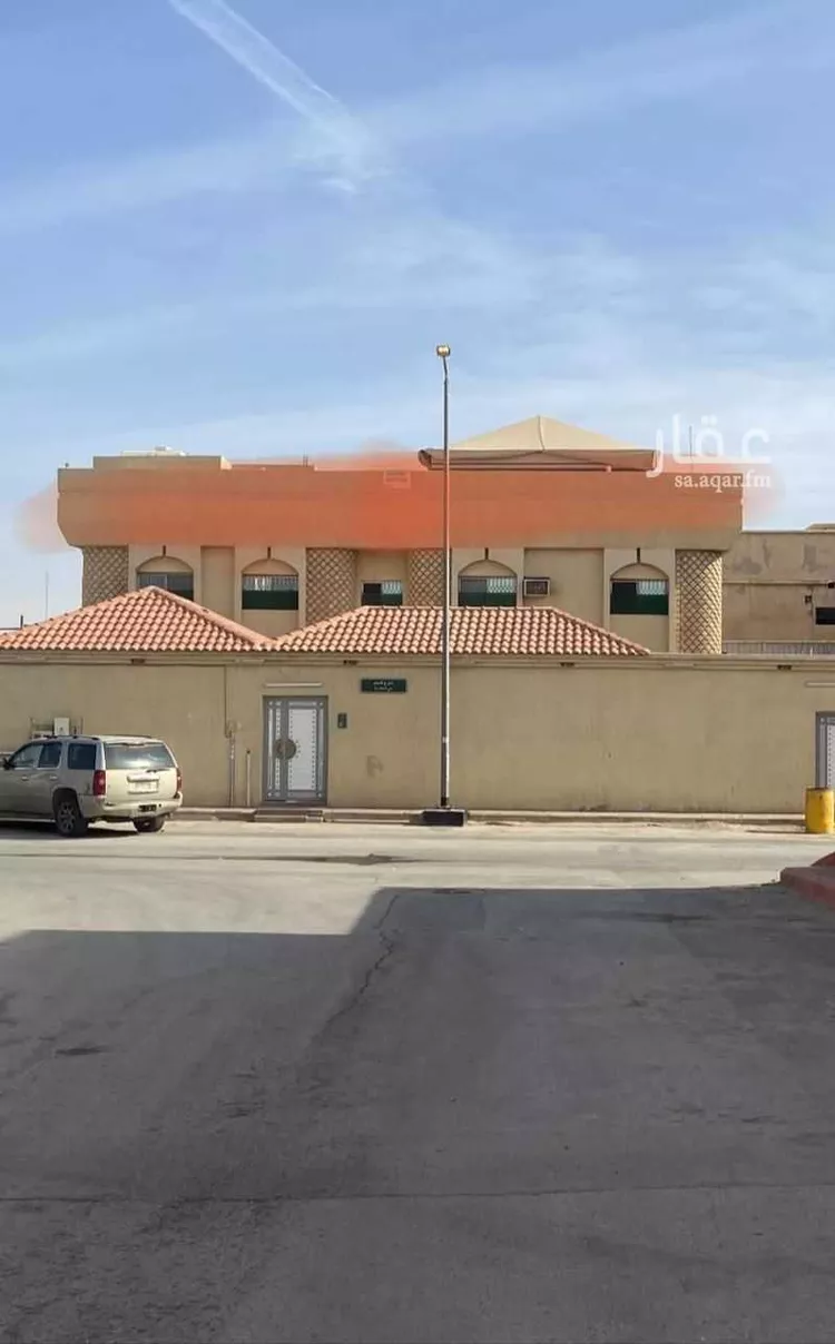 Building for Sale in Riyadh Al Janadriyah