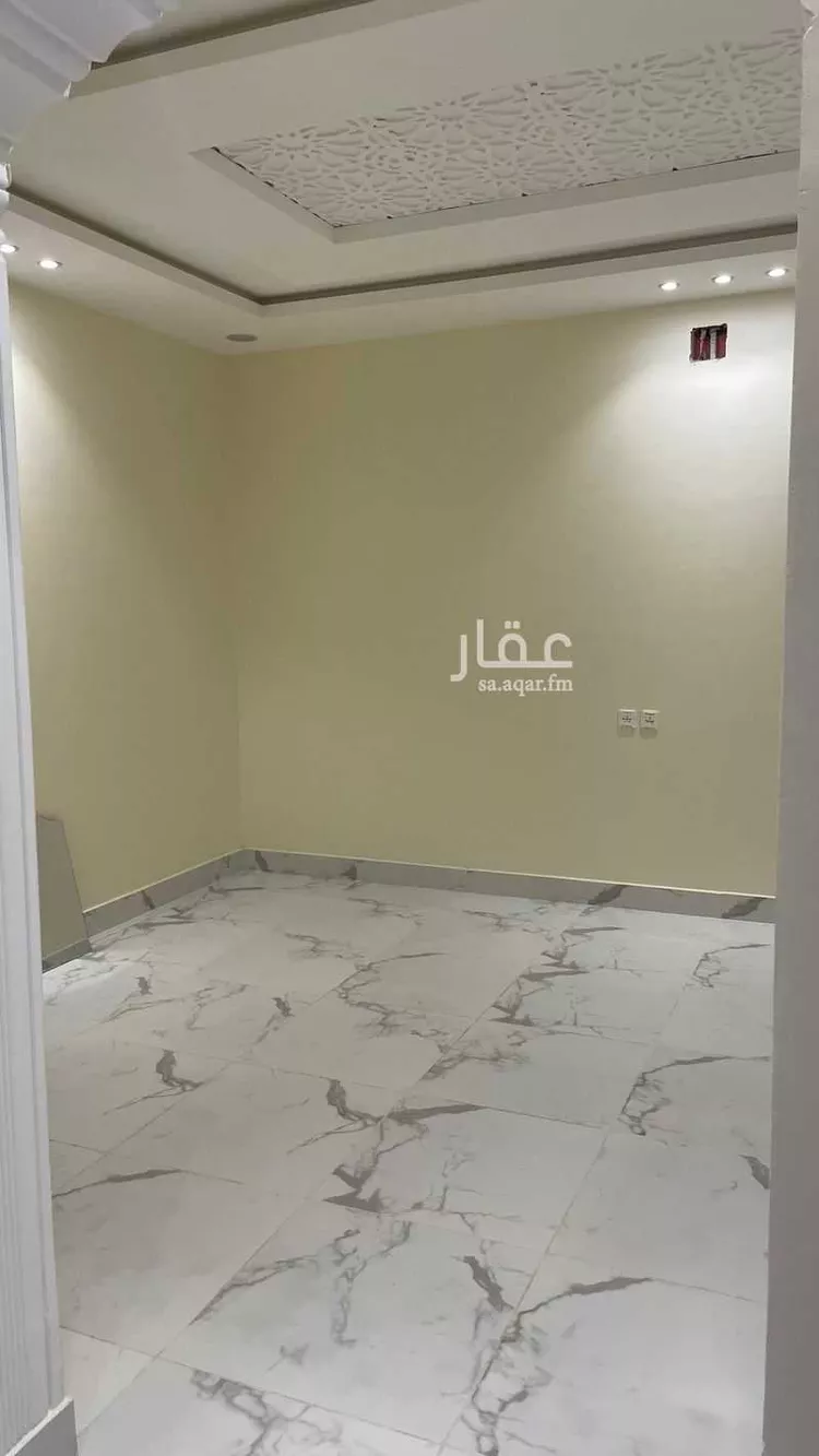 فيلا للإيجار في شارع سراج الدين العسقلاني ، حي عكاظ ، الرياض ، منطقة الرياض صورة 5