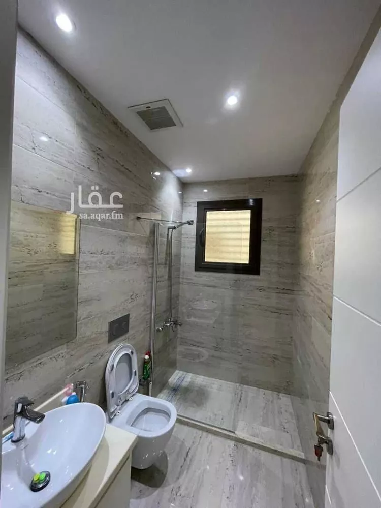 فيلا للإيجار في شارع جعفر البغدادي, حي الرمال, مدينة الرياض, منطقة الرياض صورة 4