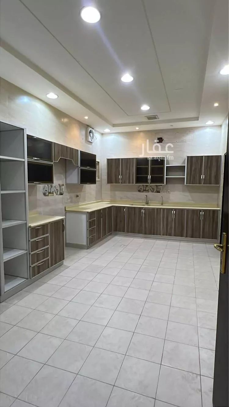 Floor for Rent in Riyadh Qurtubah 9