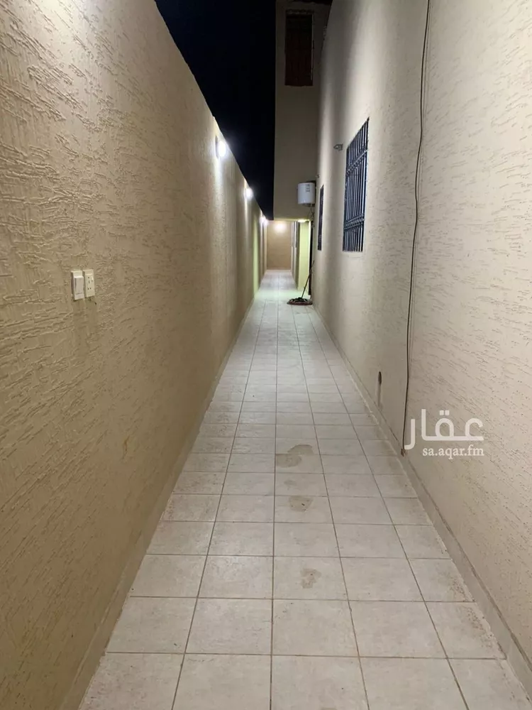 دور للبيع في شارع ابن أبي الجيش, حي المهدية, مدينة الرياض, منطقة الرياض 7