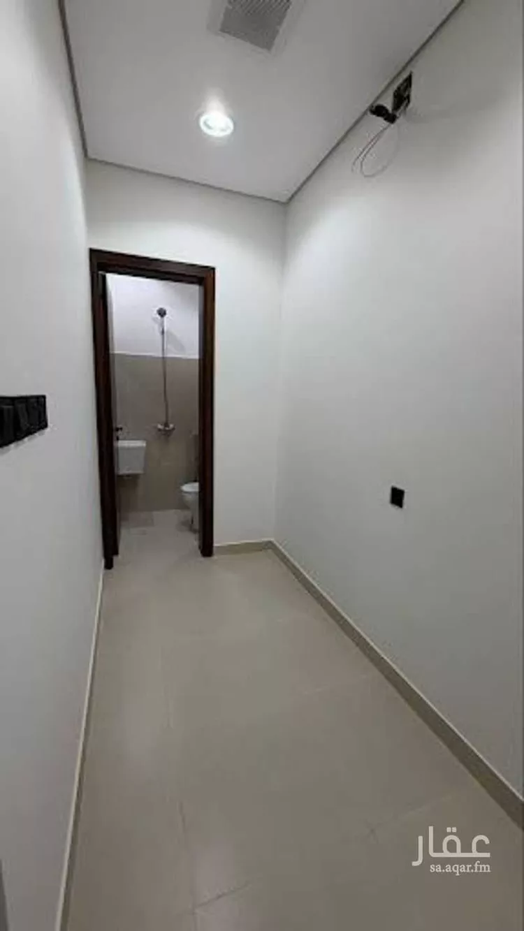 Floor for Rent in Riyadh Ar Rimal 16