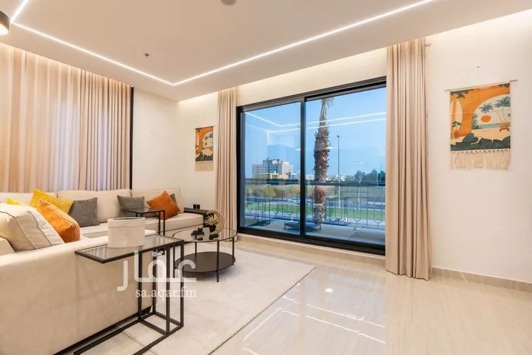 عمارة للبيع في حي الحمراء, مدينة الخبر, المنطقة الشرقية صورة 2