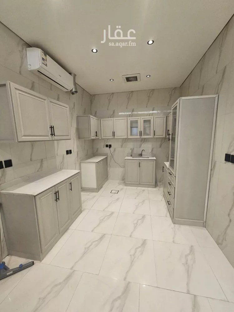 شقة للإيجار في شارع رقم 304, حي النرجس, مدينة الرياض, منطقة الرياض صورة 2