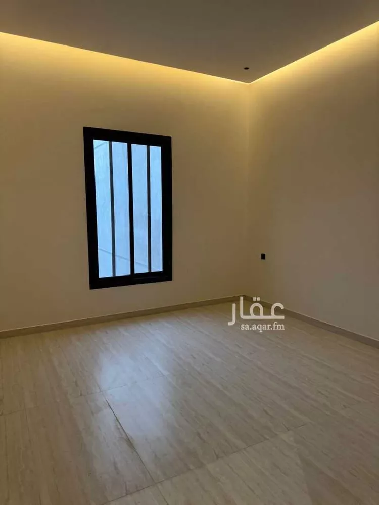 دور للبيع في شارع أحمد بن مخلد, حي الصفاء, مدينة الرياض, منطقة الرياض صورة 5