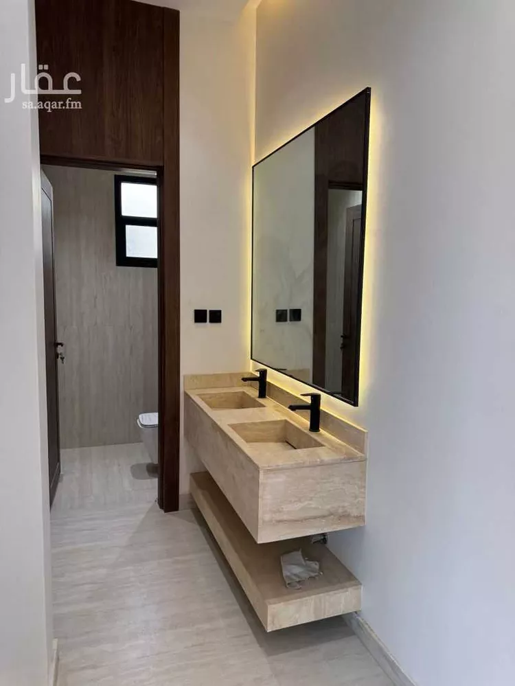 Floor for Sale in Riyadh As Safaa 8