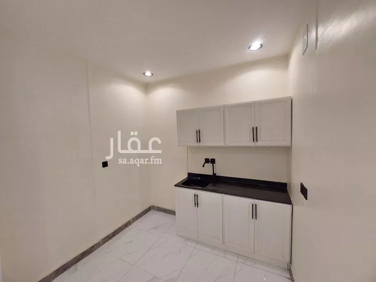 شقة للإيجار في شارع شجاع بن وهب, حي العليا, مدينة الرياض, منطقة الرياض صورة 3