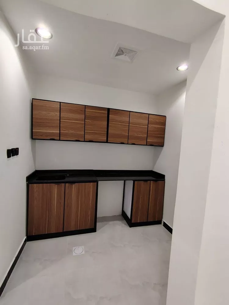 شقة للإيجار في شارع الشيخ حسن بن حسين بن علي, حي الملك فيصل, مدينة الرياض, منطقة الرياض