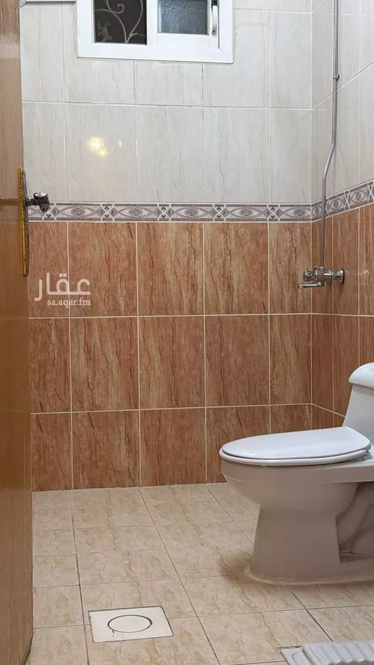 عمارة للإيجار في شارع عين العزيزية, حي الضباب, مدينة أبها, منطقة عسير صورة 5