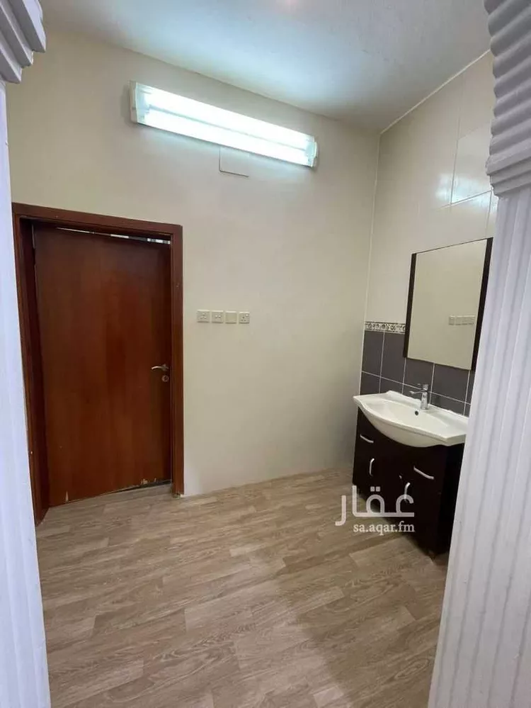 Building for Rent in Abha Al Muruj