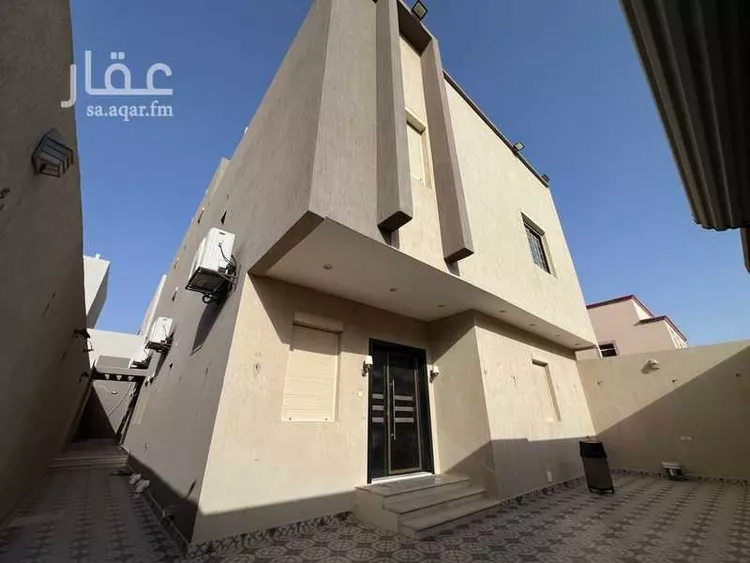 فيلا للبيع في شارع فضيلة الشيخ حافظ محمد حافظ, حي الرياض, مدينة جدة, منطقة مكة المكرمة صورة 2