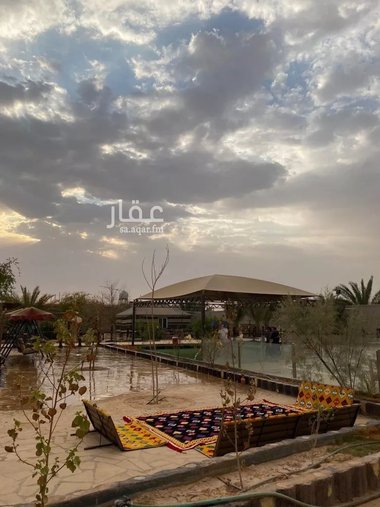 استراحة للبيع في شارع الهرماس ابن زياد, مدينة قريه ديراب, منطقة الرياض صورة 2