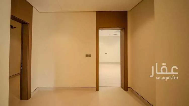 فيلا للبيع في شارع أبي الحسن الأسفرائيني, حي المهدية, مدينة الرياض, منطقة الرياض صورة 5