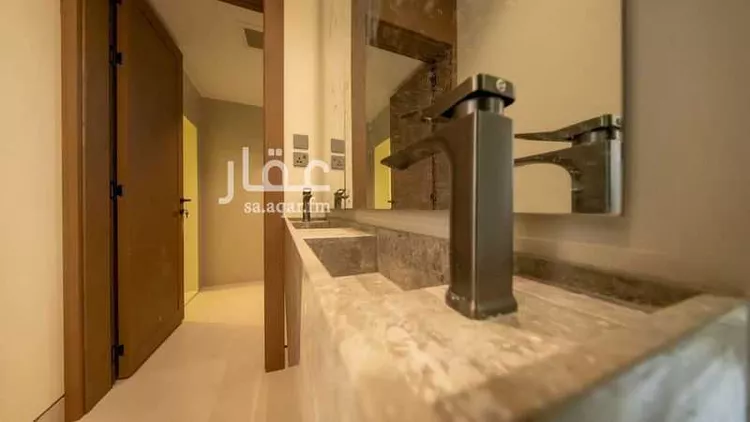 فيلا للبيع في شارع أبي الحسن الأسفرائيني, حي المهدية, مدينة الرياض, منطقة الرياض 7