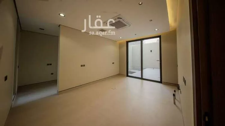 فيلا للبيع في شارع أبي الحسن الأسفرائيني, حي المهدية, مدينة الرياض, منطقة الرياض صورة 4