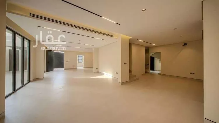 فيلا للبيع في شارع أبي الحسن الأسفرائيني, حي المهدية, مدينة الرياض, منطقة الرياض صورة 3