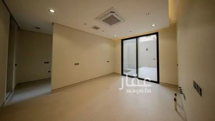 فيلا للبيع في شارع أبي الحسن الأسفرائيني, حي المهدية, مدينة الرياض, منطقة الرياض 8