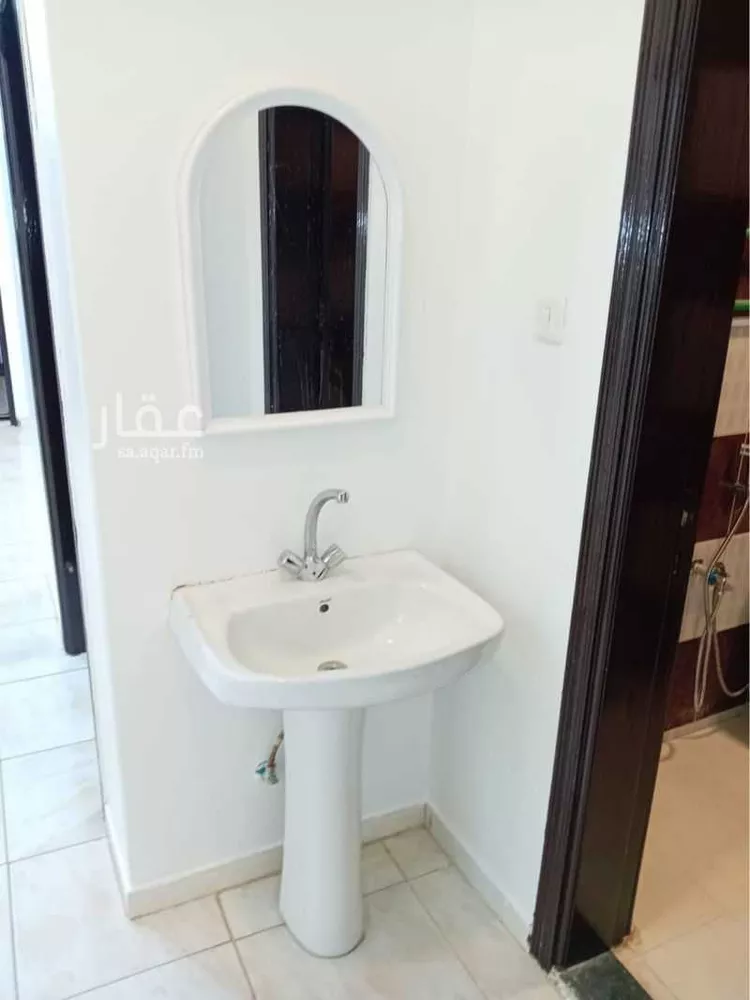 شقة للإيجار في شارع فجر, حي اليرموك, مدينة الرياض, منطقة الرياض صورة 5